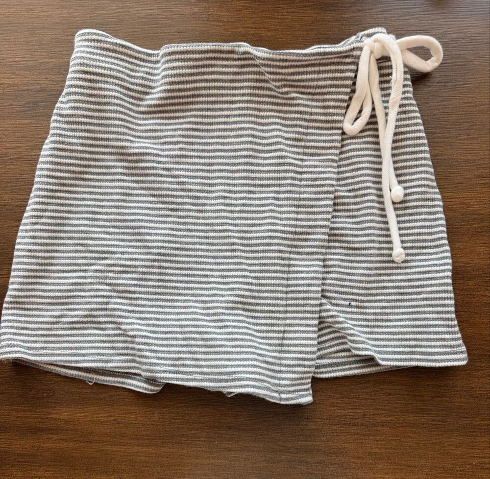 Kirious Green White Striped Drawstring Casual Skort Size Medium M